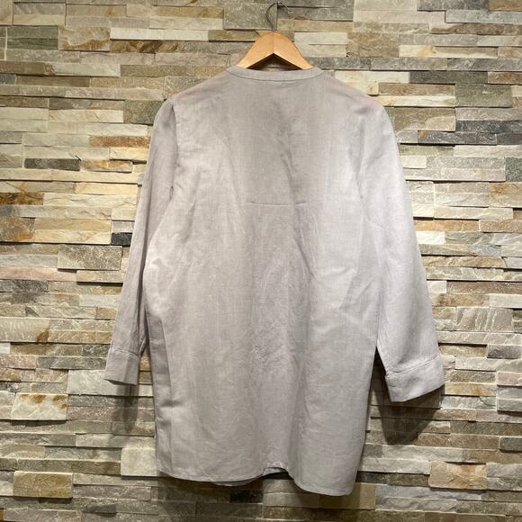 Chico's 2 (12/14) Embellished Rhinestones Tunic Top | Linen Blend, Light Gray - Picture 7 of 7
